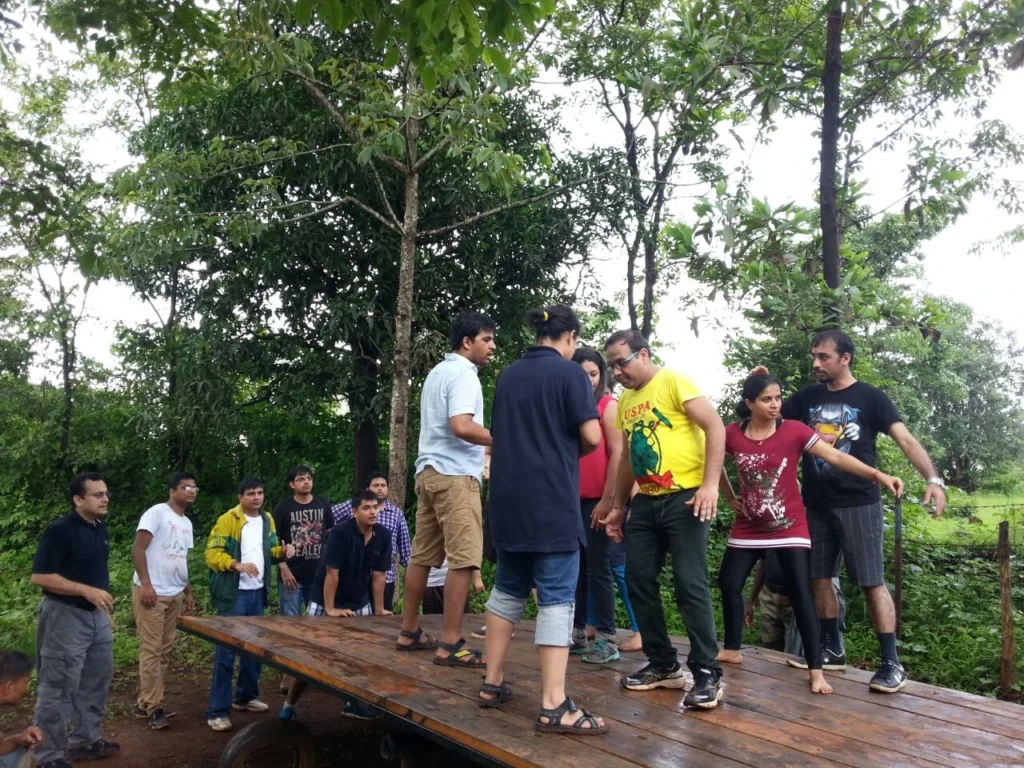 Outdoor Team Building